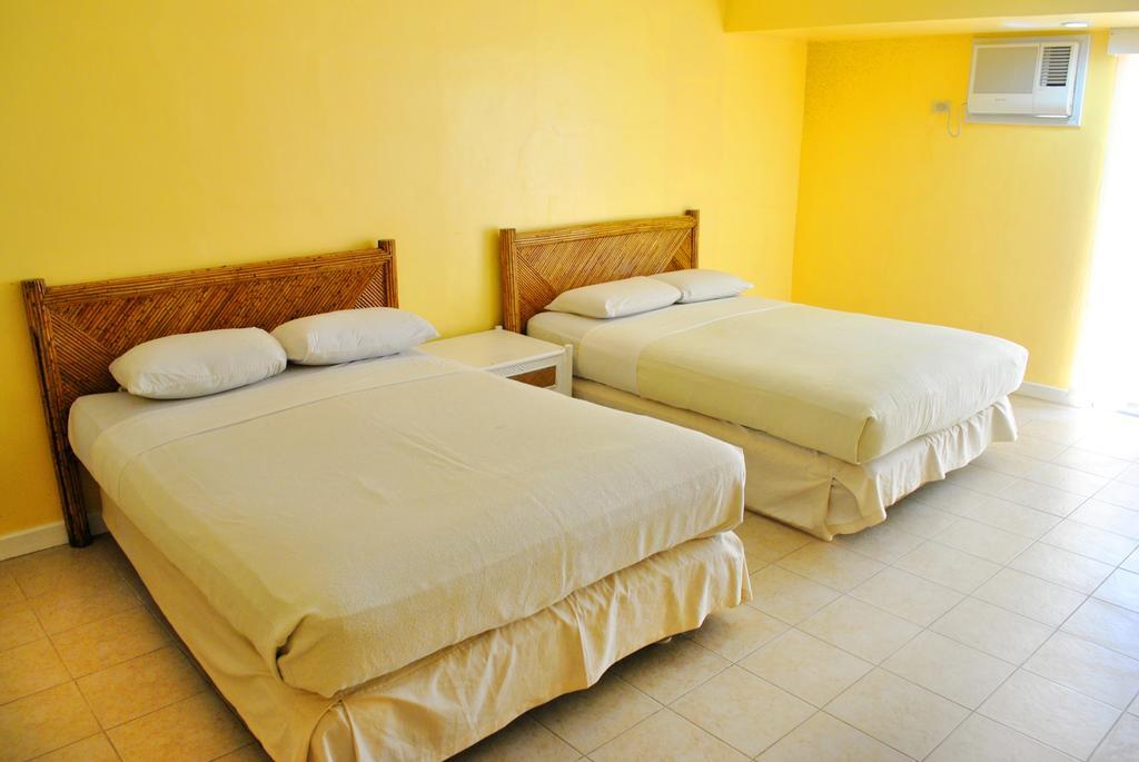 Leyte Park Resort Hotel Таклобан Номер фото